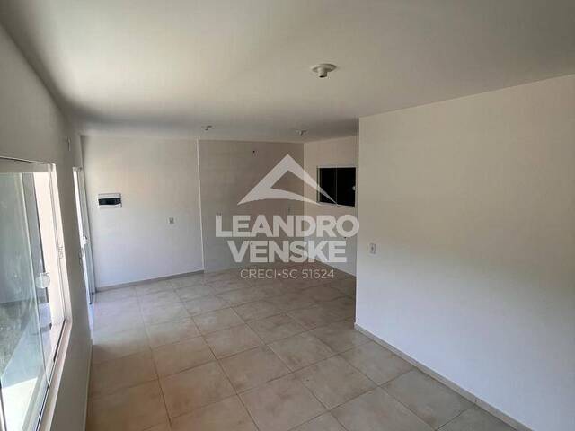 #85 - Casa para Venda em Araquari - SC - 2