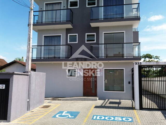 #99 - Apartamento para Venda em Joinville - SC