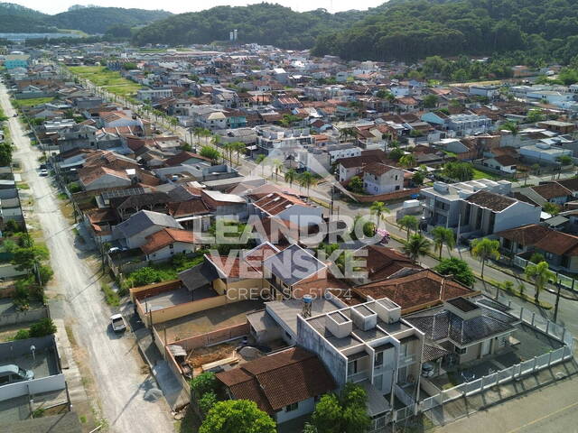Sobrado para Venda em Araquari - 5