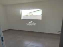 Sobrado para Venda em Joinville - 4